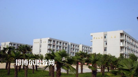 云南夏蒙衛(wèi)生學校怎么樣、好不好?