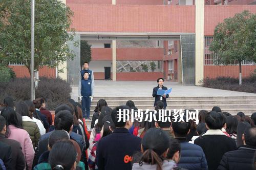 達縣亭子職業(yè)高級中學怎么樣、好不好