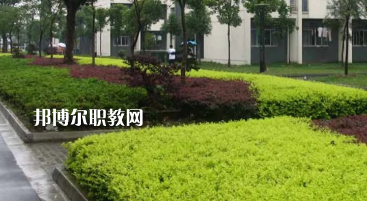 安徽工商行政管理學(xué)校2021年學(xué)費、收費多少