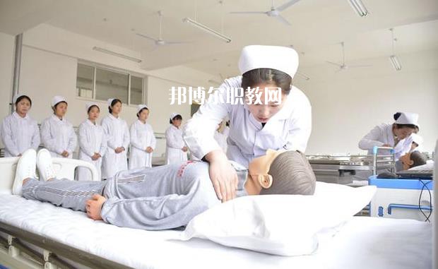  甘肅2022年女生讀衛(wèi)校學(xué)什么專(zhuān)業(yè)好