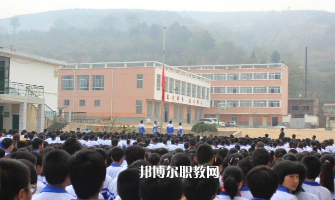 秦安縣古城農業(yè)中學2022年學費、收費多少