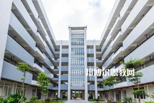 秦皇島市燕海科技職業(yè)學校2022年有哪些專業(yè)