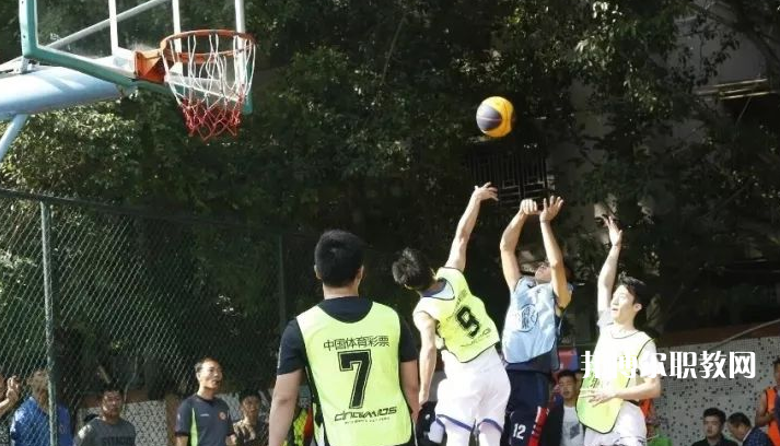 揭陽(yáng)體育運(yùn)動(dòng)學(xué)校2022年報(bào)名條件、招生要求、招生對(duì)象