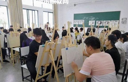 榆中縣職業(yè)教育中心2022年學(xué)費、收費多少