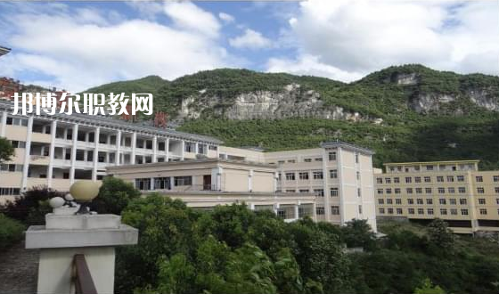 德慶縣中等職業(yè)學(xué)校2022年報(bào)名條件、招生要求、招生對(duì)象