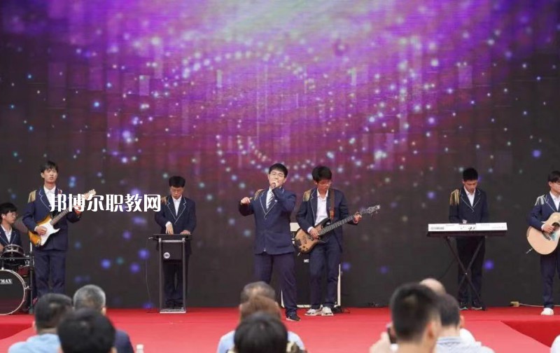 南京中華中等專業(yè)學(xué)校怎么樣、好不好