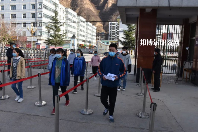 武都職業(yè)中學(xué)2022年報(bào)名條件、招生要求、招生對(duì)象