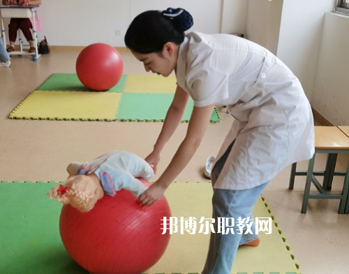 無錫衛(wèi)生高等職業(yè)技術學校怎么樣、好不好