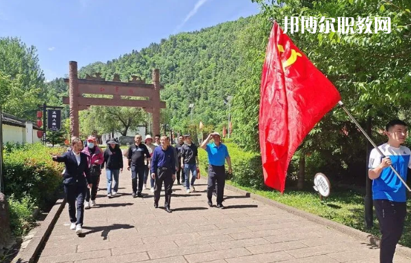 定西體育運動學(xué)校2022年招辦聯(lián)系電話