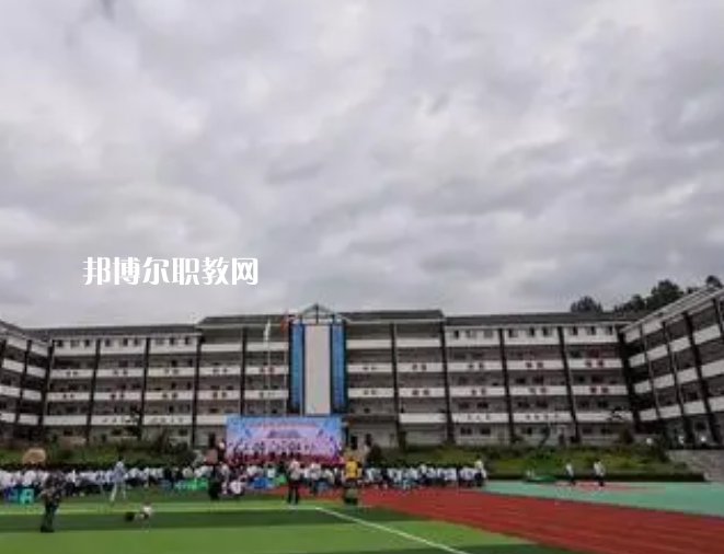 正安縣技工學(xué)校2022年報(bào)名條件、招生要求、招生對(duì)象