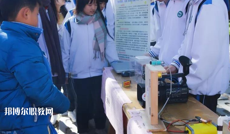 肇慶廣寧衛(wèi)生中等職業(yè)技術學校網站網址