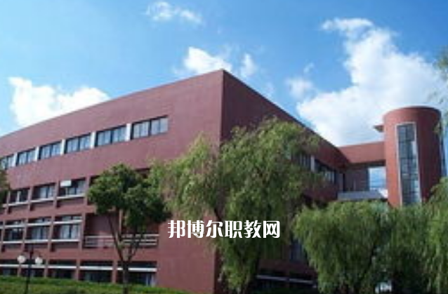畢節(jié)市第一技工學(xué)校2022年報名條件、招生要求、招生對象
