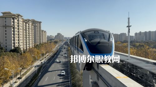 蘭州2022年中專軌道交通學?？即髮? width=