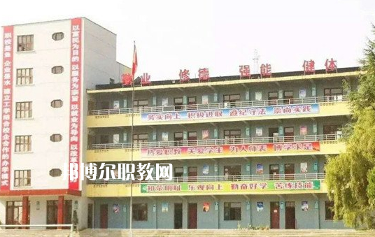 貴州金蓉?zé)o線電技工學(xué)校2022年報(bào)名條件、招生要求、招生對(duì)象