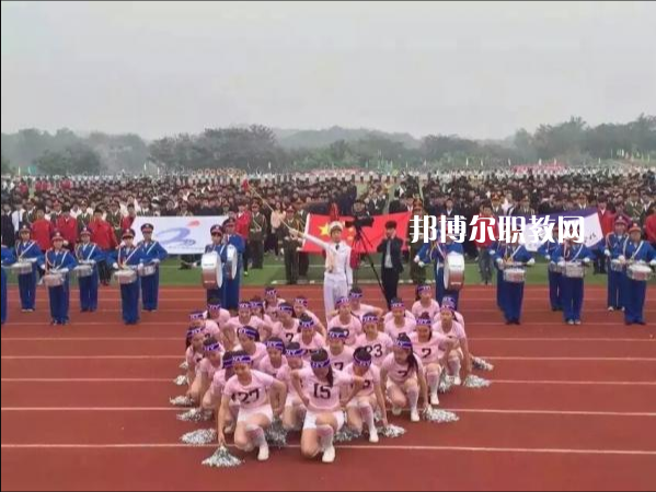 長安汽車(集團(tuán))有限責(zé)任公司技工學(xué)校2022年學(xué)費、收費多少