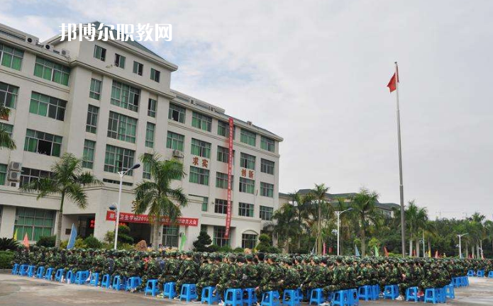 廣東省潮州衛(wèi)生學校2022年報名條件、招生要求、招生對象