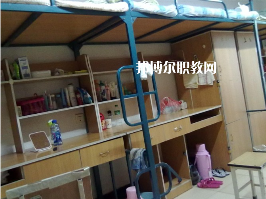 旬陽(yáng)職業(yè)中等專業(yè)學(xué)校2021年宿舍條件