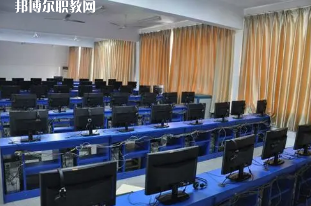 四川省信息通信學(xué)校2022年報(bào)名條件、招生對(duì)象、招生要求