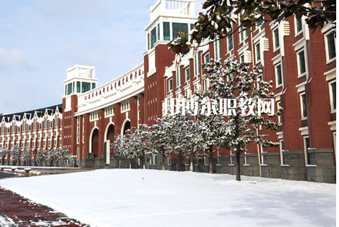 南通衛(wèi)生高等職業(yè)技術(shù)學(xué)校2022年學(xué)費、收費多少