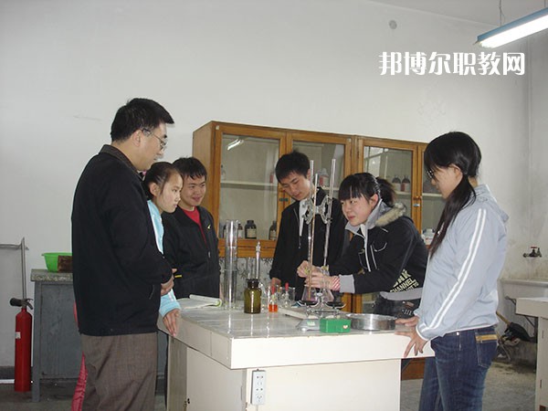 秦皇島市職業(yè)技術(shù)學(xué)校2022年學(xué)費、收費多少