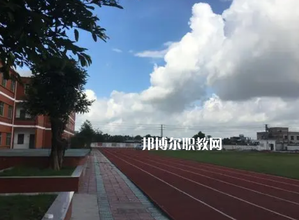 德陽中德工業(yè)技術(shù)學(xué)校怎么樣，好不好