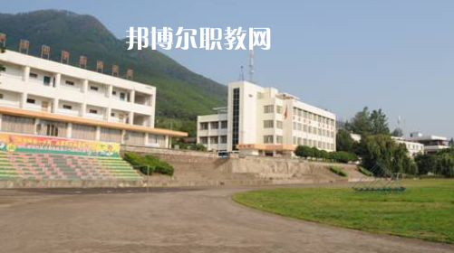 涼山州高級職業(yè)技術學校2022年報名條件、招生要求、招生對象