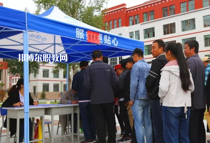 甘南藏族自治州職業(yè)中專2022年學(xué)費(fèi)、收費(fèi)多少