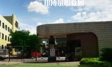西昌第一職業(yè)技術(shù)中學(xué)2022年報(bào)名條件、招生要求、招生對(duì)象