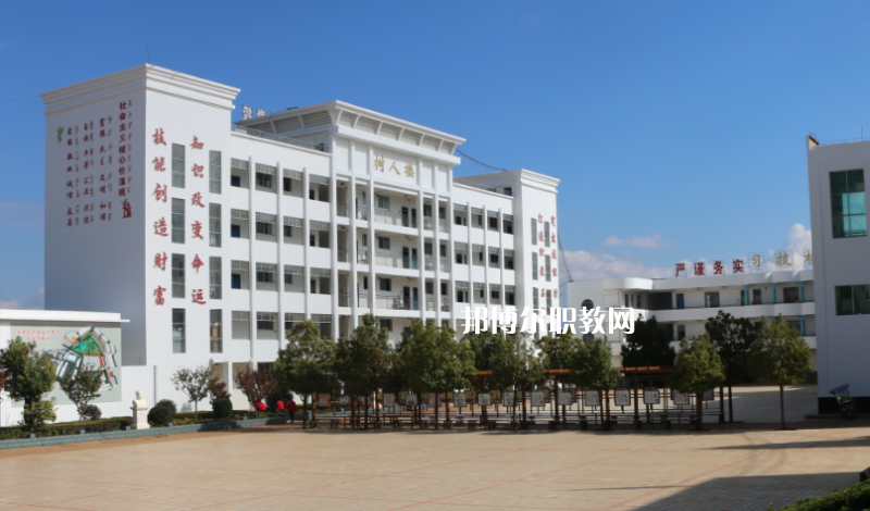 鹽源縣職業(yè)中學怎么樣、好不好