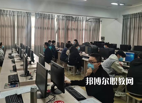 江蘇省盱眙中等專業(yè)學(xué)校2022年學(xué)費(fèi)、收費(fèi)多少