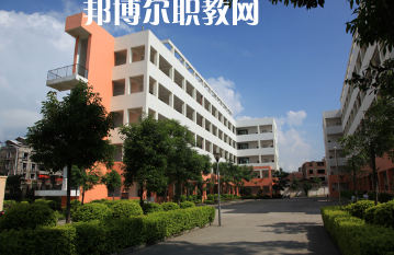 四川省德昌縣職業(yè)高級(jí)中學(xué)2022年報(bào)名條件、招生要求、招生對(duì)象