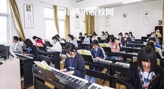 渦陽縣科技學(xué)校2022年報名條件、招生要求、招生對象