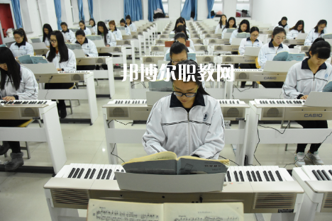 保定幼兒師范高等?？茖W(xué)校2022年報名條件、招生要求、招生對象