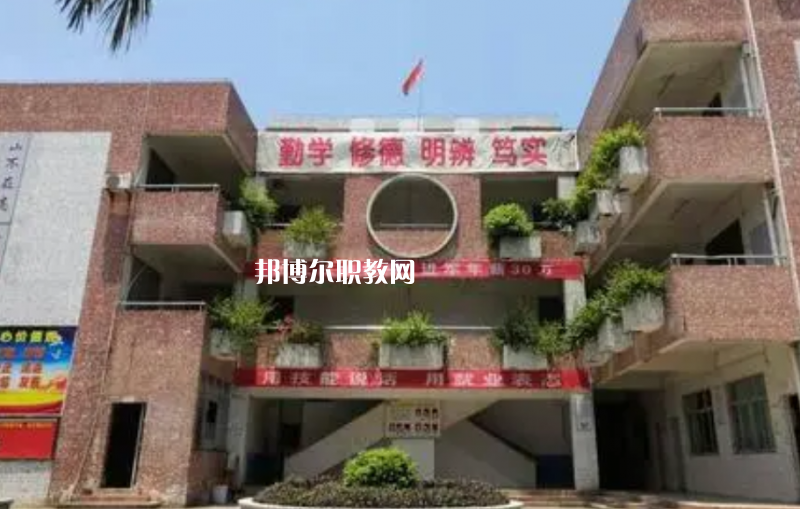 佛山騰飛技工學(xué)校2022年報(bào)名條件、招生要求、招生對(duì)象