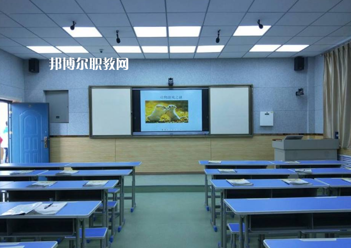楊陵區(qū)職業(yè)教育中心2022年報名條件、招生要求、招生對象