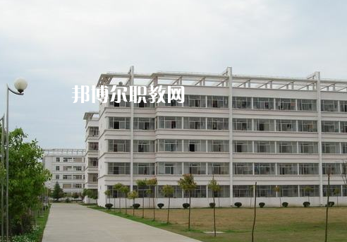 江蘇建湖中等專業(yè)學校2022年報名條件、招生要求、招生對象