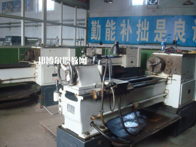 保定市職業(yè)技術(shù)教育中心2022年有哪些專(zhuān)業(yè)
