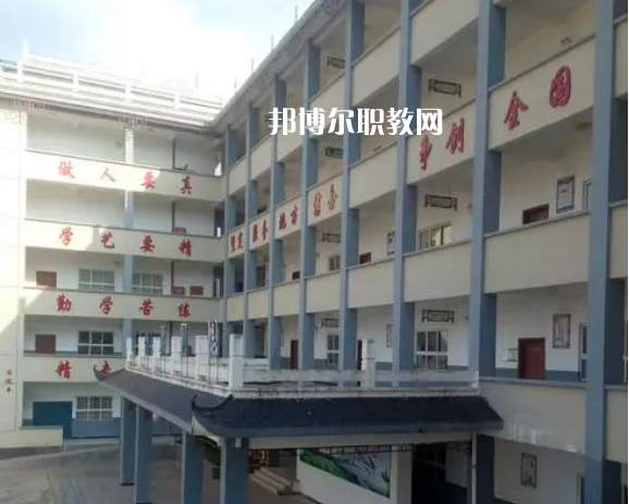 榕江縣中等職業(yè)學(xué)校2022年報(bào)名條件、招生要求、招生對(duì)象
