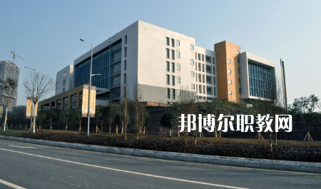 重慶建材技工學校2022年報名條件、招生要求、招生對象