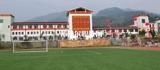 阿壩衛(wèi)生學(xué)校2022年報(bào)名條件、招生要求、招生對(duì)象