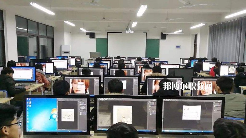 河北交通電視中等專業(yè)學(xué)校2022年學(xué)費(fèi)、收費(fèi)多少