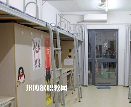 勐海縣職業(yè)高級(jí)中學(xué)2022年宿舍條件