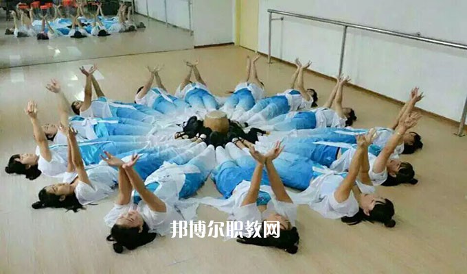 涿鹿縣職業(yè)技術(shù)教育中心2022年報(bào)名條件、招生要求、招生對(duì)象