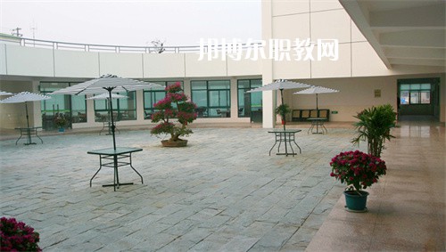鎮(zhèn)江高等職業(yè)技術學校2022年報名條件、招生要求、招生對象