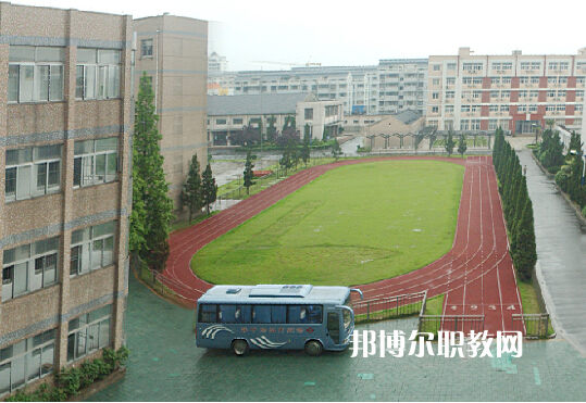 揚(yáng)州市弘揚(yáng)中等專業(yè)學(xué)校2022年報(bào)名條件、招生要求、招生對(duì)象