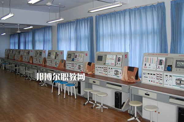 懷來縣職業(yè)技術(shù)教育中心2022年學(xué)費(fèi)、收費(fèi)多少