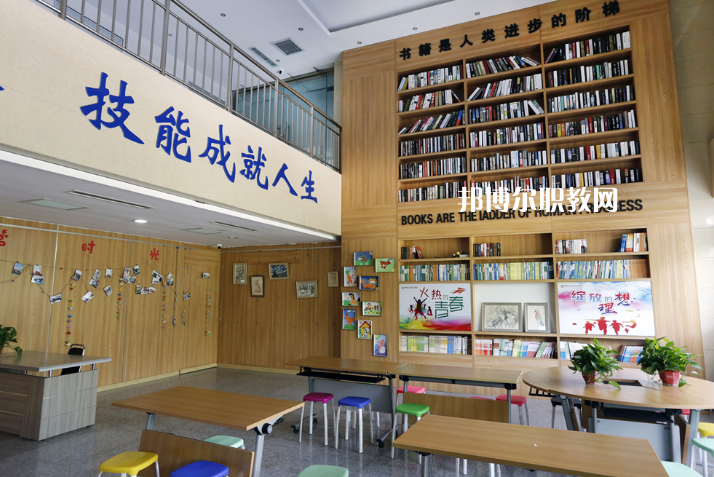 邯鄲經(jīng)濟(jì)管理中專(zhuān)學(xué)校2022年學(xué)費(fèi)、收費(fèi)多少