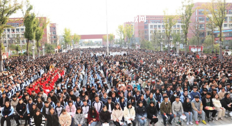 靈璧高級職業(yè)技術(shù)學校2022年報名條件、招生要求、招生對象