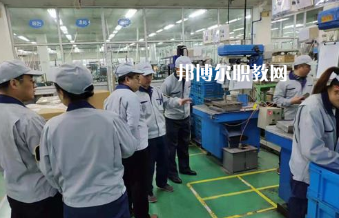 承德科技管理工程學(xué)校2022年報名條件、招生要求、招生對象