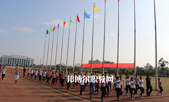 生學(xué)校2022年報(bào)名條件、招生要求、招生對象